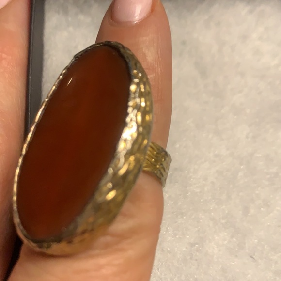 Beautiful ring - Picture 2 of 5